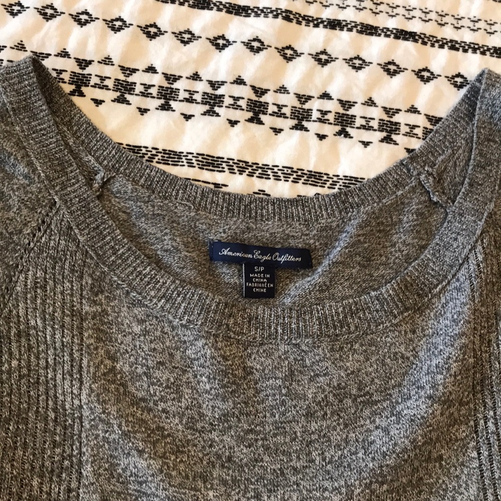 2 Sweaters - image 6
